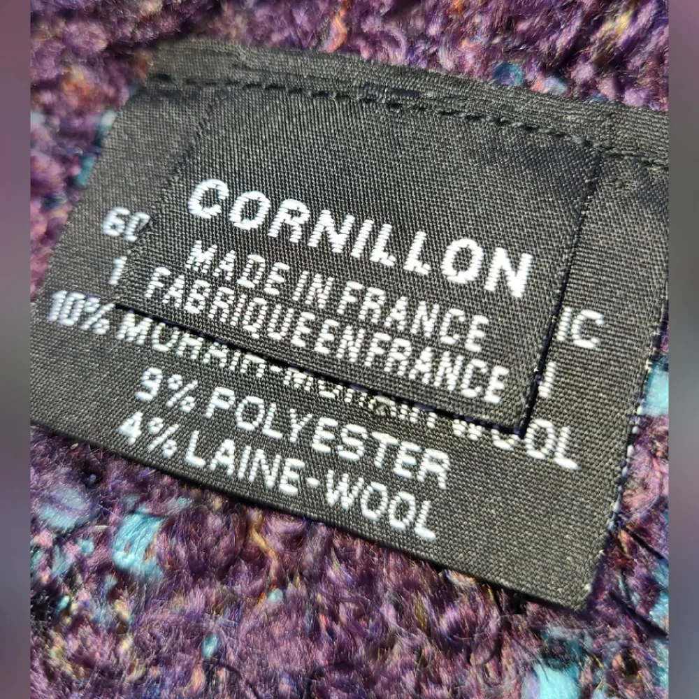 CORNILLON OBLONG WOOL BLEND FRINGED SCARF - Picture 6 of 6
